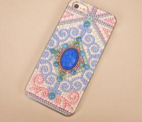 Blue Central Gemstone Embellished Case for iPhone 5